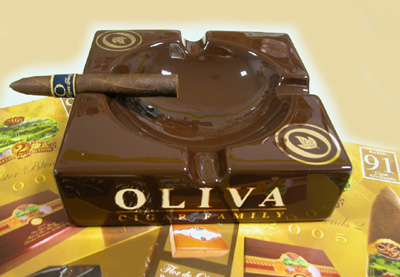 Oliva Ashtray